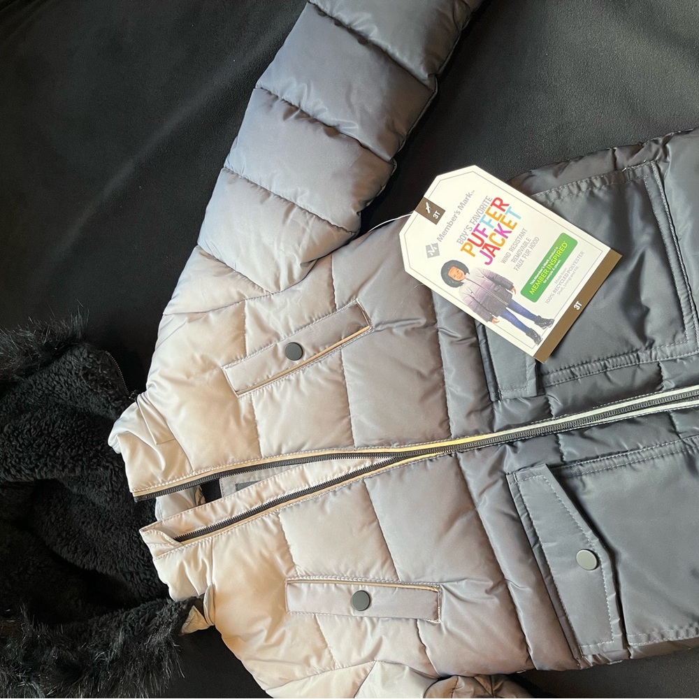 Kids Puffer Jacket in Gray